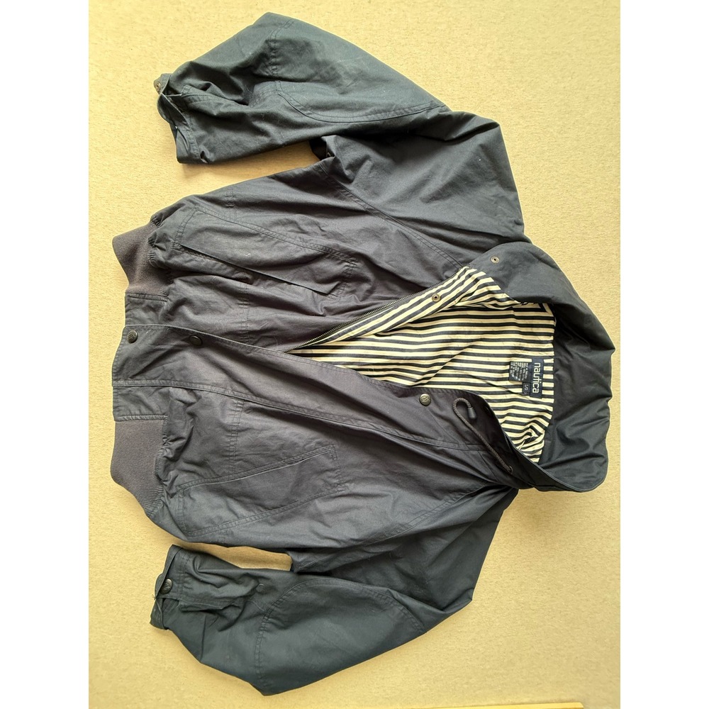Nautica Vintage Navy Blue Bomber Jacket Striped Lining Mens Large Stowaway Hood